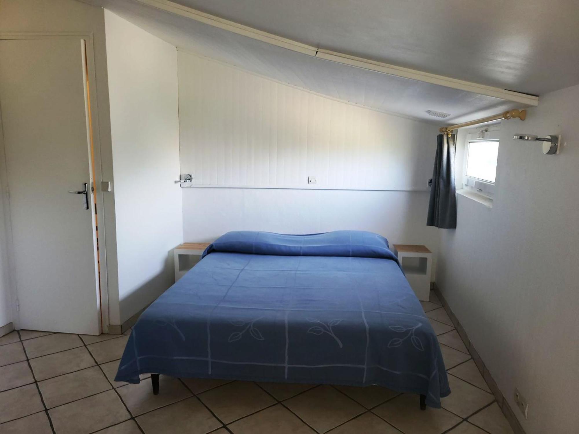 15Mn De Cannes, Villa La Soleiade , 3Gites 2-4 Pers Type T2, Climatises, Piscine, Au Lac De Saint-Cassien Var مونتارو المظهر الخارجي الصورة